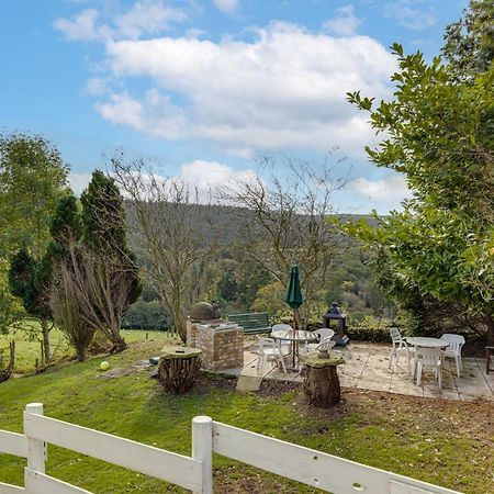 Family Country Cottage With A Private Valley View Scarborough Exteriör bild