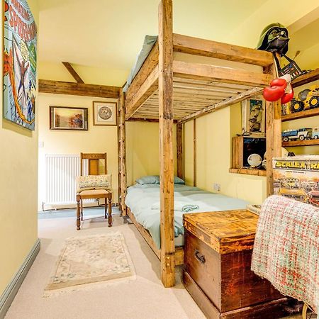 Family Country Cottage With A Private Valley View Scarborough Exteriör bild